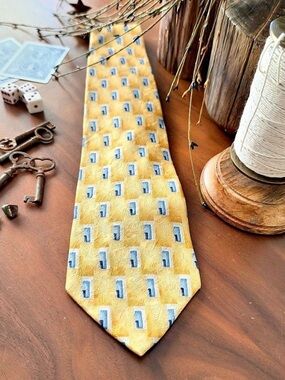 Preswick & Moore Silk Geometric Tie in Yellow & Blue Like New
